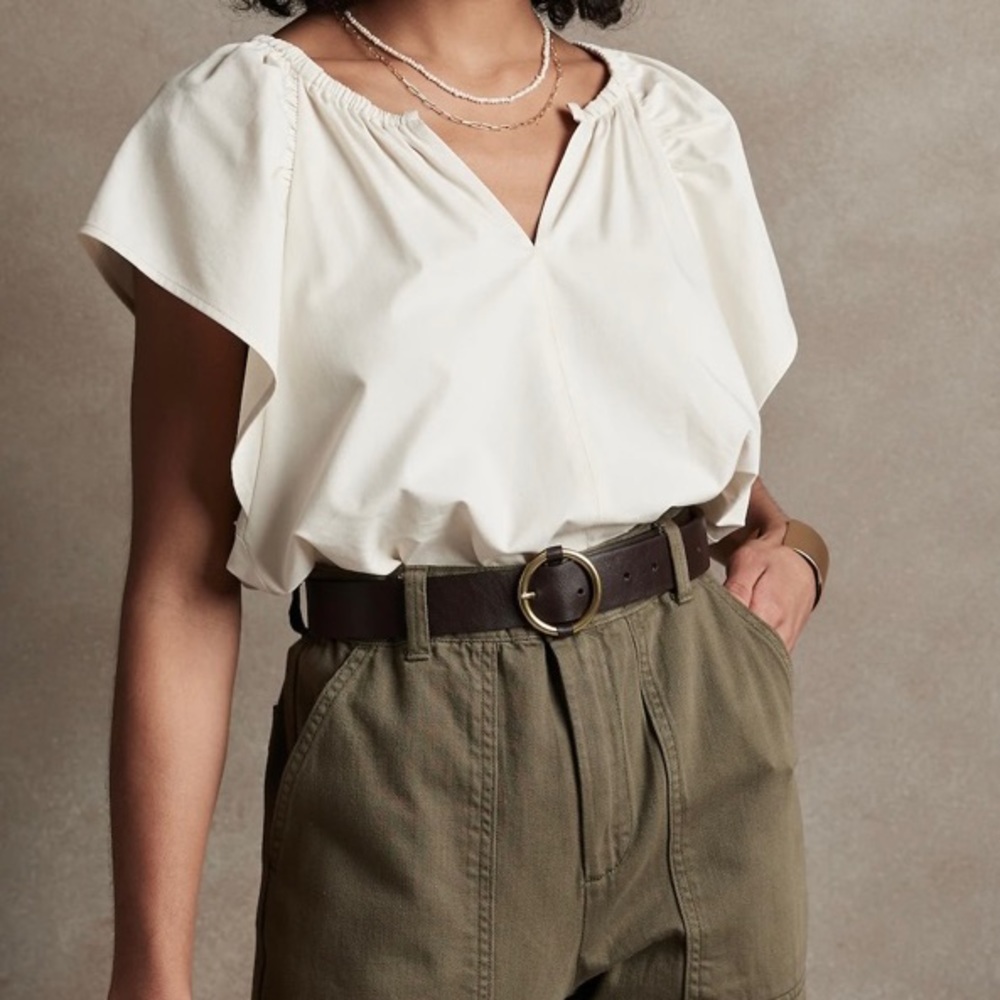 Banana republic blouse NWT